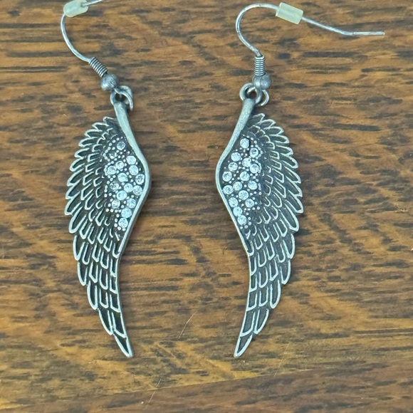 Angel Wing earrings - Picture 3 of 3
